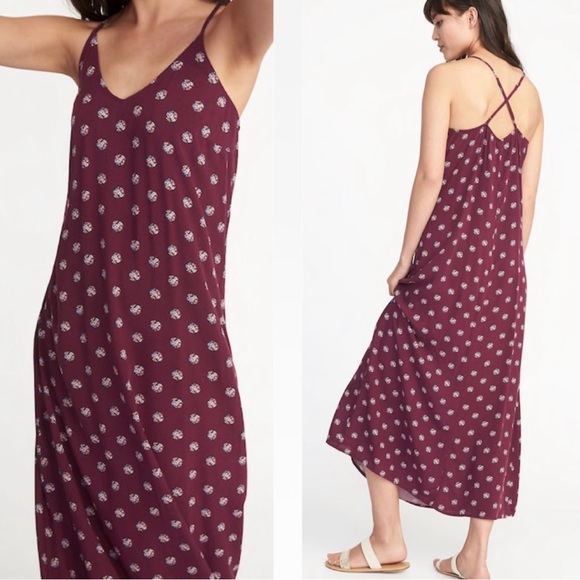 Old Navy Dresses & Skirts - Old Navy Maxi Dress V-Neck Criss Cross Back Medium